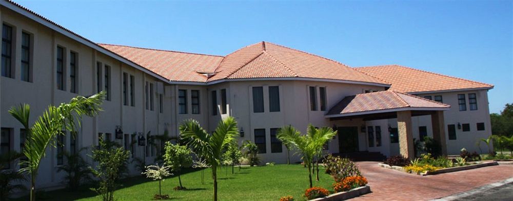 Karibu Leisure Resort Thapane Eksteriør bilde